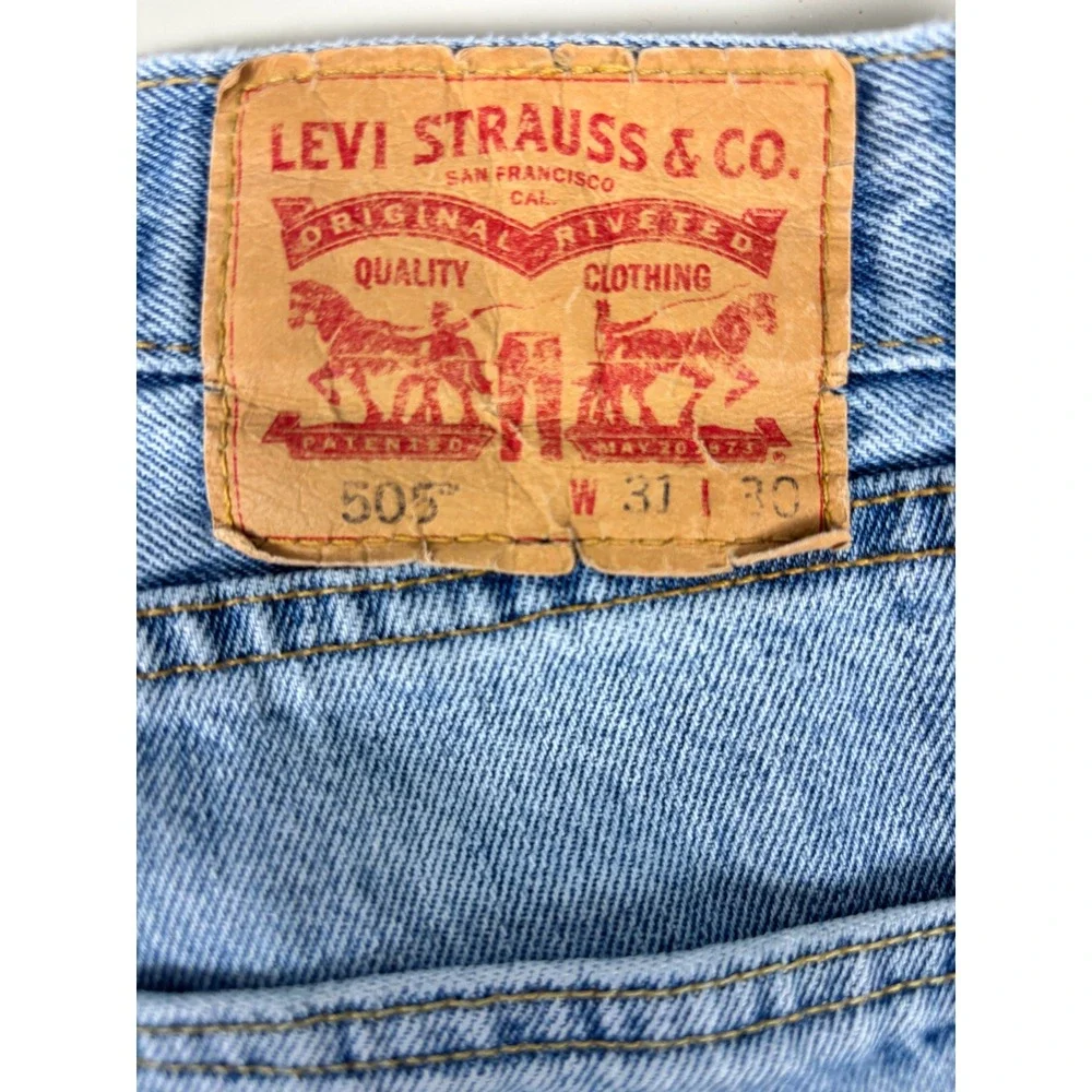 Levis 505 Regular Fit Straight Leg Jeans Light Wash Denim Blue W31 L30